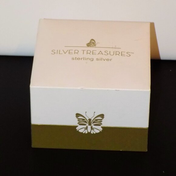 New Silver Treasures $59 Sterling Silver 925 Initial J Bar Pendant Necklace - Picture 3 of 4